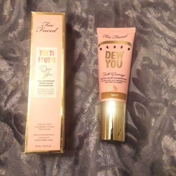 Too Faced Foundation - Picture 1 of 2